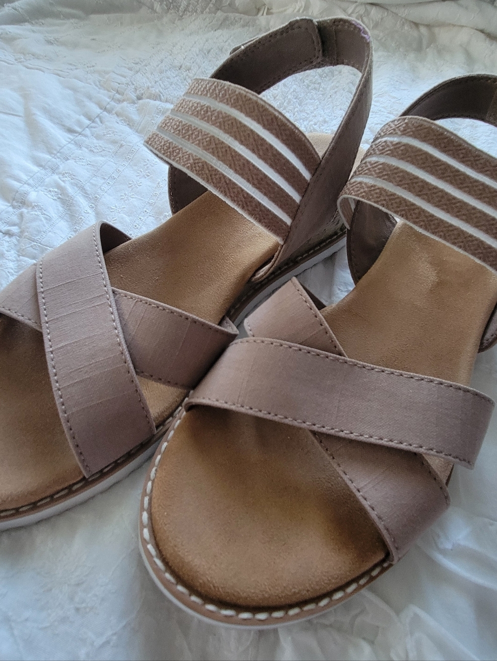 Skechers Women's Tan Crossband Elastic Strap Sandals